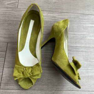 Via Spiga Moss Green Suede Leather Bow Peep Toe Pumps Heels Size W6